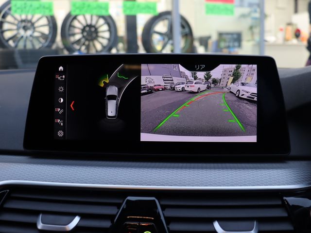 BMW 5SERIES TOURING 2019 Image 31