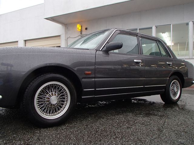 MITSUOKA GALUT 1998 Image 31