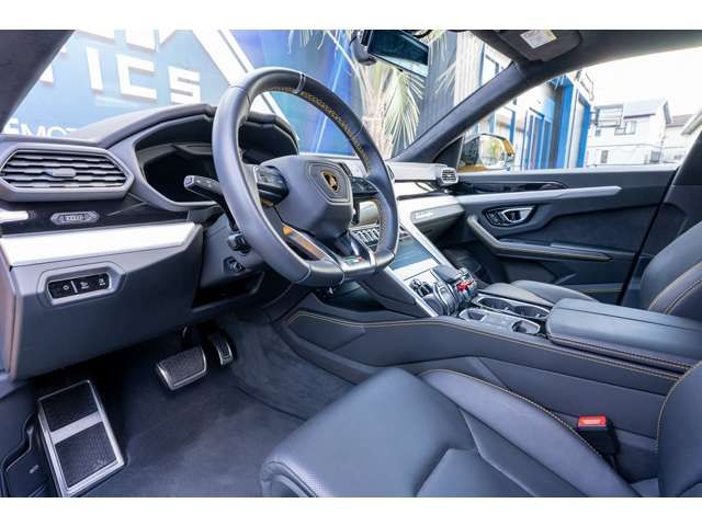 LAMBORGHINI URUS 2021 Image 31