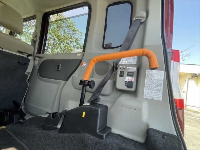 DAIHATSU TANTO 2014 Image 31