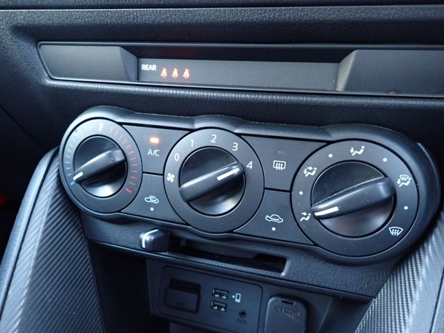 MAZDA 2 2021 Image 31