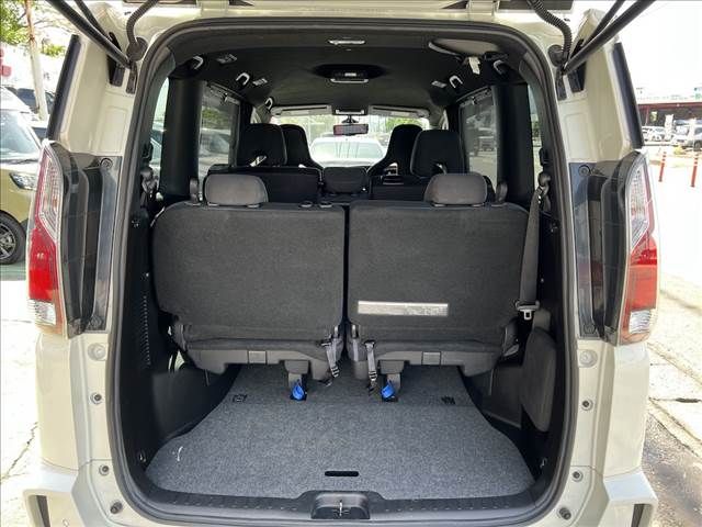 NISSAN SERENA  S-HYBRID 2018 Image 31