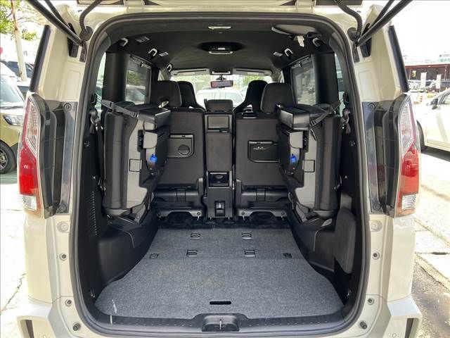 NISSAN SERENA  S-HYBRID 2018 Image 31