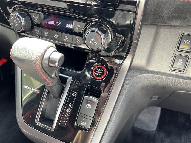 NISSAN SERENA  S-HYBRID 2018 Image 31