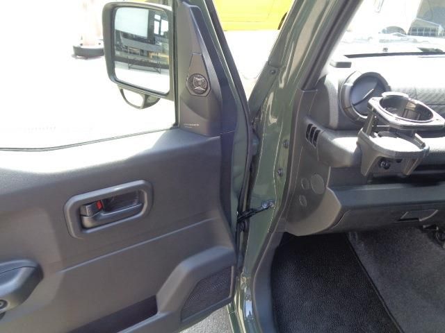 SUZUKI JIMNY 4WD 2022 Image 31