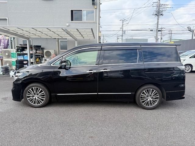 NISSAN ELGRAND 2017 Image 31
