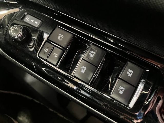 TOYOTA VOXY 2020 Image 31