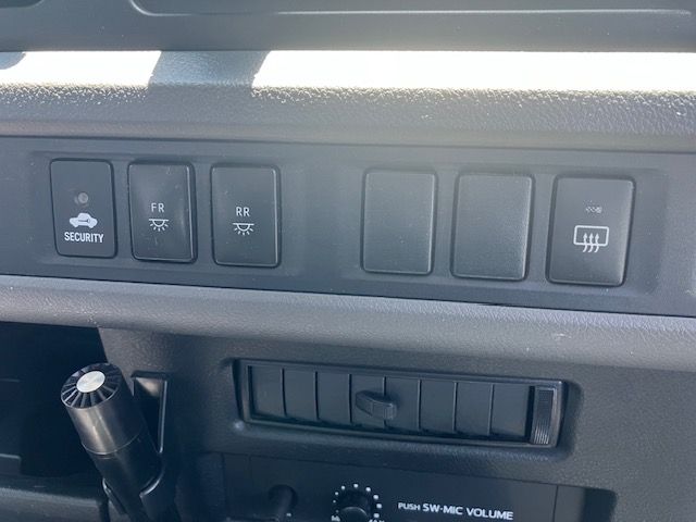 TOYOTA COASTER 2017 Image 31