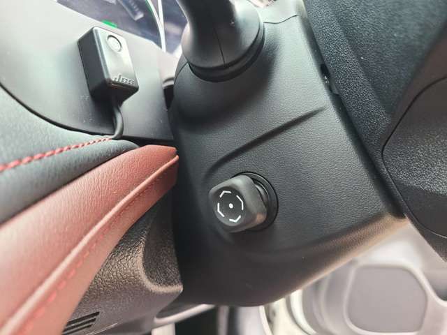 TOYOTA CROWN SEDAN HYBRID 2015 Image 31