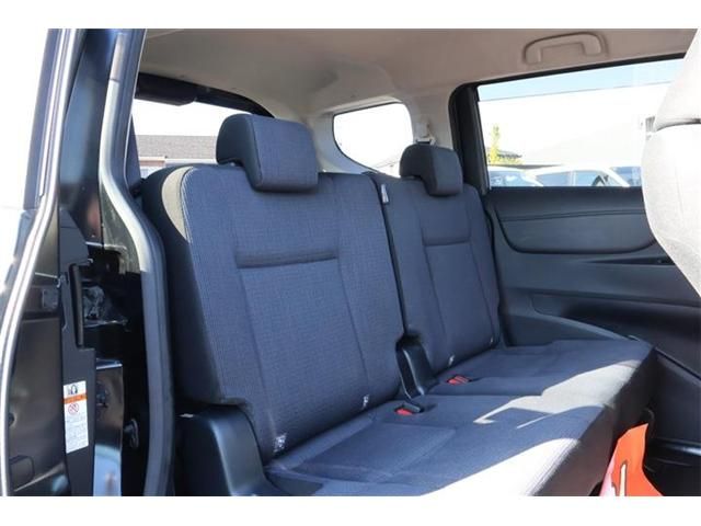 TOYOTA SIENTA 2018 Image 31