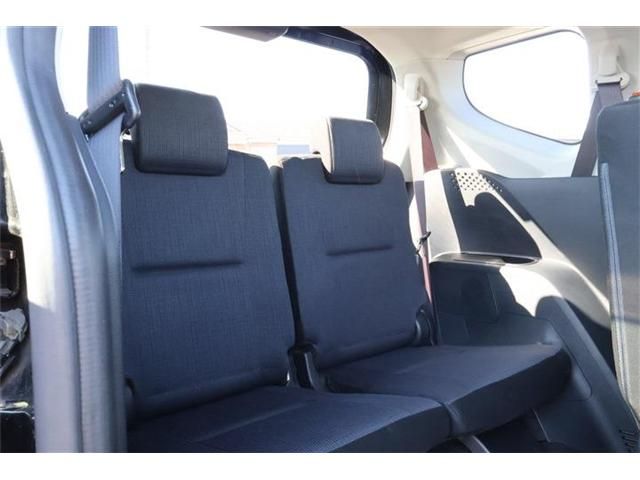 TOYOTA SIENTA 2018 Image 31