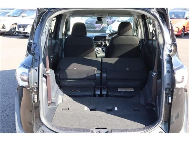 TOYOTA SIENTA 2018 Image 31