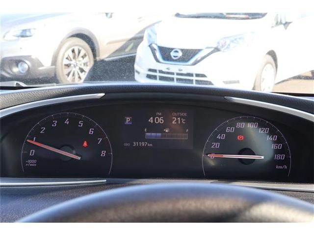 TOYOTA SIENTA 2018 Image 31