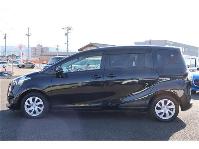 TOYOTA SIENTA 2018 Image 31