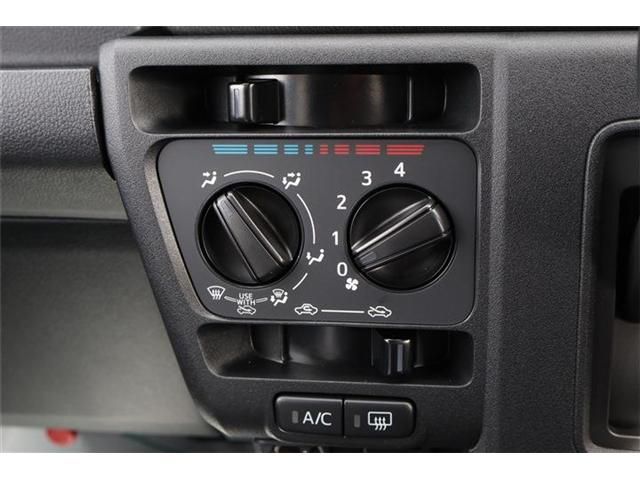 DAIHATSU HIJET CARGO 4WD 2024 Image 31