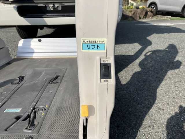 TOYOTA REGIUSACE VAN 1.25T 2012 Image 31