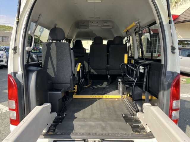 TOYOTA REGIUSACE VAN 1.25T 2012 Image 31