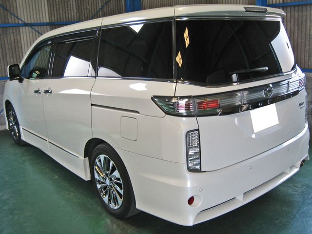 NISSAN ELGRAND  4WD 2016 Image 31