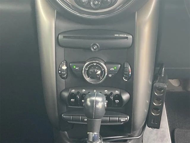 BMW MINI COOPER CROS 2013 Image 31