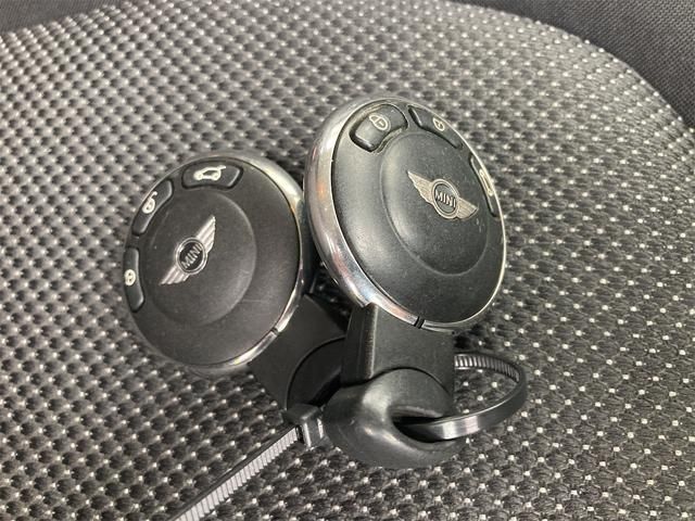 BMW MINI COOPER CROS 2013 Image 31