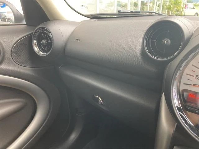 BMW MINI COOPER CROS 2013 Image 31