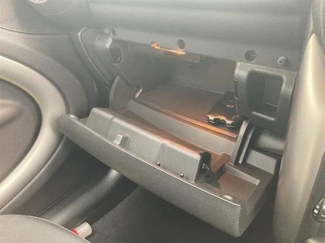 BMW MINI COOPER CROS 2013 Image 31