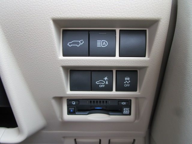 TOYOTA LANDCRUISER WAGON 2023 Image 31