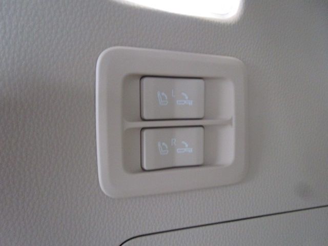 TOYOTA LANDCRUISER WAGON 2023 Image 31