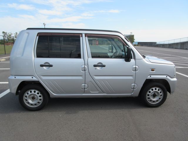 DAIHATSU NAKED 2001 Image 31