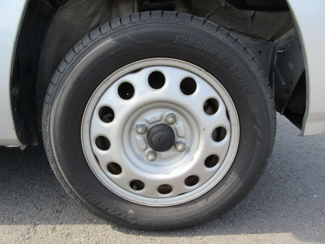 DAIHATSU NAKED 2001 Image 31