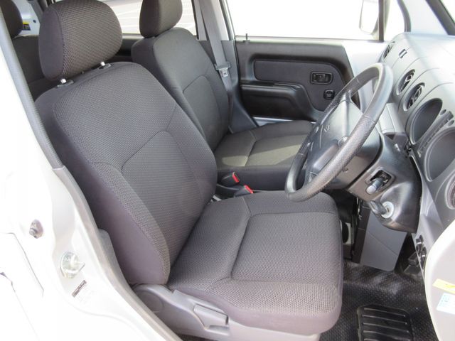 DAIHATSU NAKED 2001 Image 31