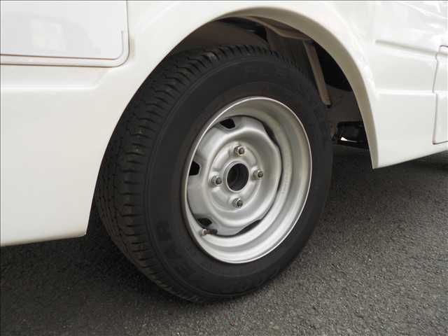 DAIHATSU HIJET TRUCK 4WD 2022 Image 31