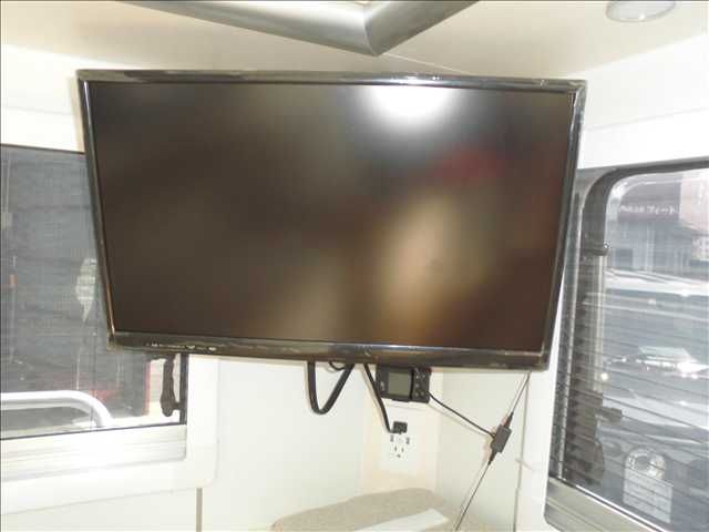 DAIHATSU HIJET TRUCK 4WD 2022 Image 31