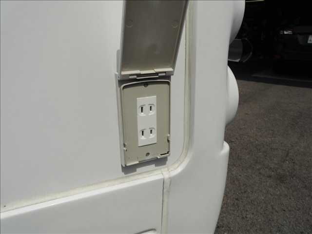 DAIHATSU HIJET TRUCK 4WD 2022 Image 31