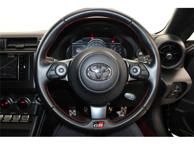 TOYOTA GR86 2022 Image 31