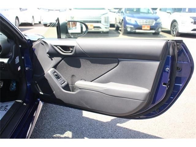 TOYOTA GR86 2022 Image 31