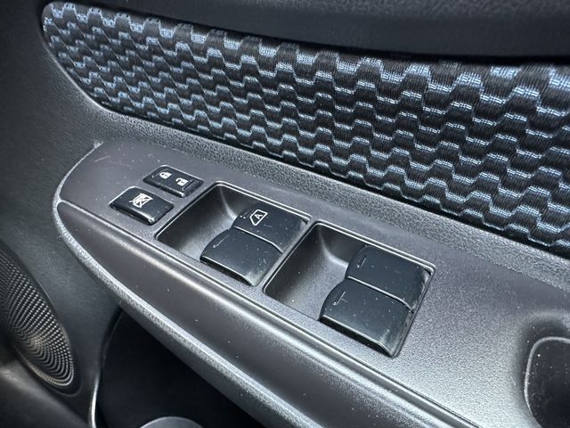 NISSAN NOTE 2013 Image 31