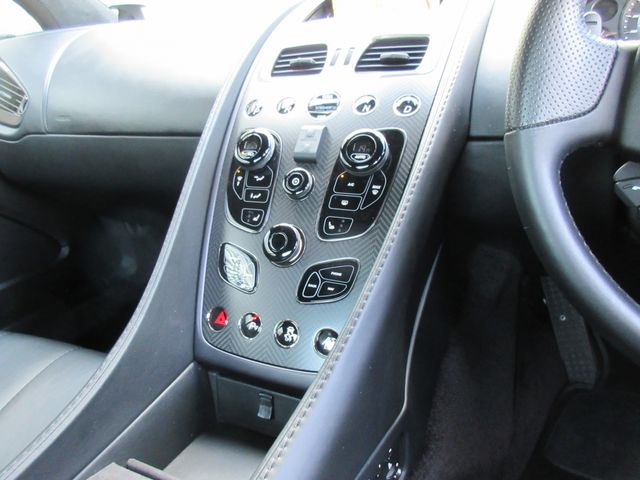 ASTON MARTIN ASTON MARTIN 2016 Image 31