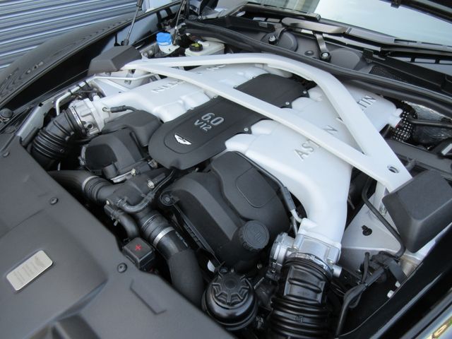 ASTON MARTIN ASTON MARTIN 2016 Image 31