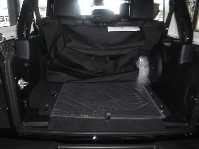 JEEP WRANGLER UNLIMI 2022 Image 31