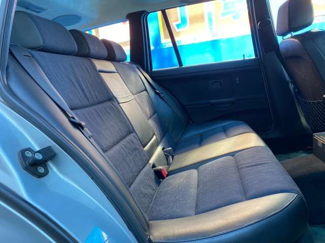 ALPINA B6 TOURING 1997 Image 31