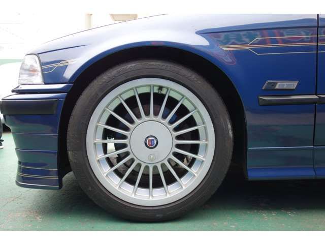 ALPINA B3 LIMOUSINE 1994 Image 31