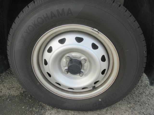 NISSAN NV150 AD 4WD 2020 Image 31