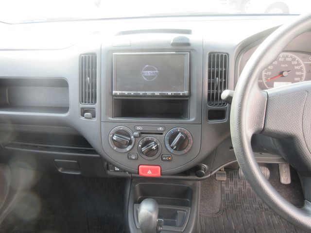 NISSAN NV150 AD 4WD 2020 Image 31