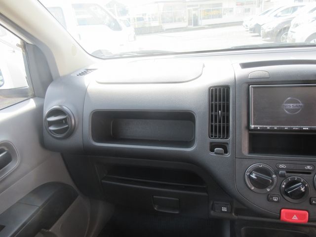 NISSAN NV150 AD 4WD 2020 Image 31