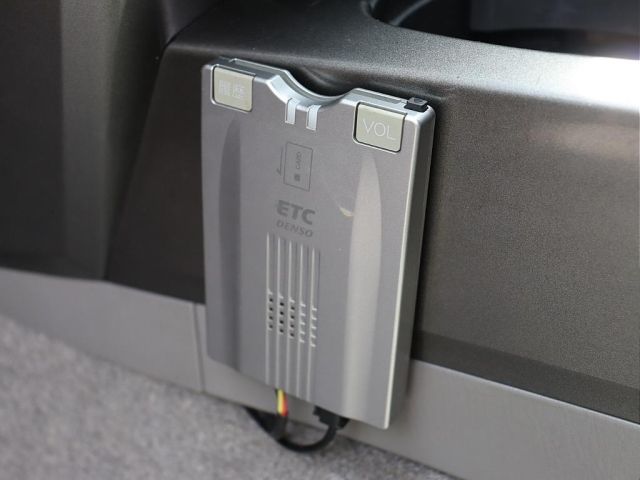 TOYOTA HILUXSURF WAGON 4WD 2008 Image 31