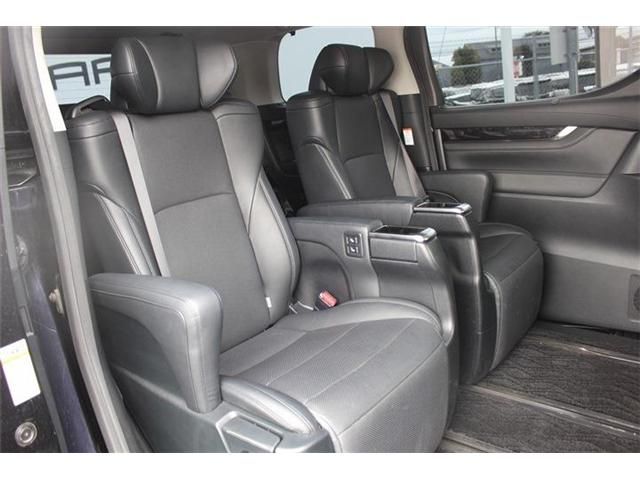 TOYOTA ALPHARD 2018 Image 31