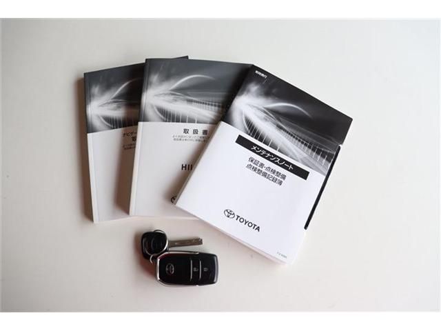 TOYOTA HILUX 4WD 2022 Image 31