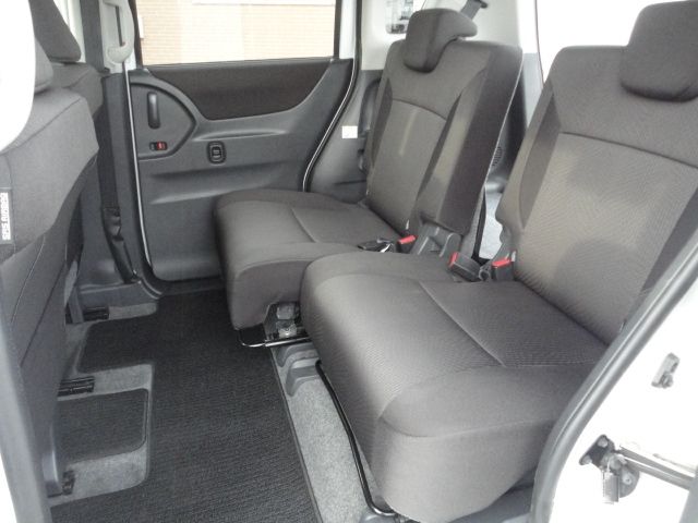 MITSUBISHI DELICA D:2 2WD 2013 Image 31