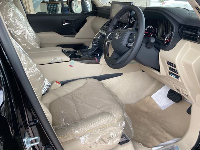 TOYOTA LANDCRUISER WAGON 2023 Image 31